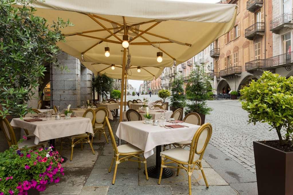 Hotel Palazzo Lovera Cuneo Buitenkant foto