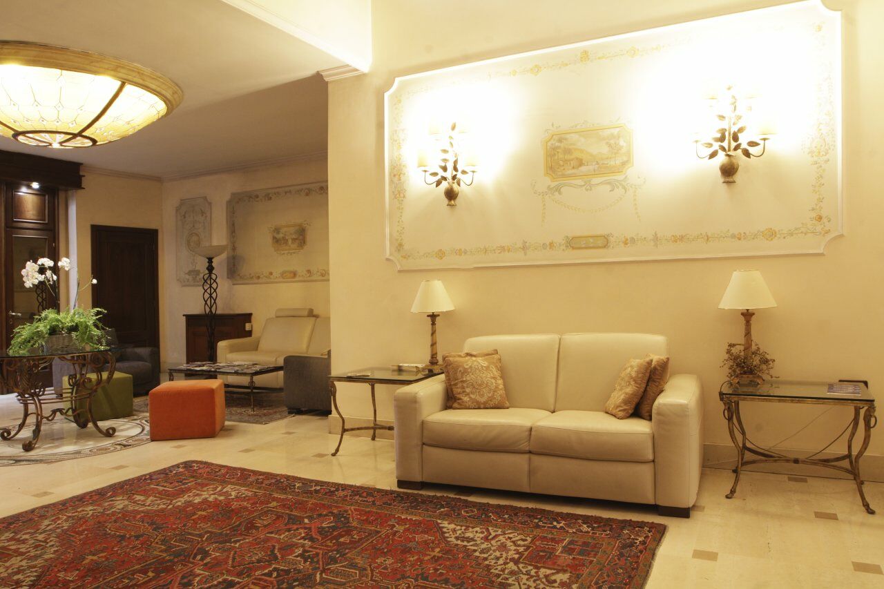 Hotel Palazzo Lovera Cuneo Buitenkant foto